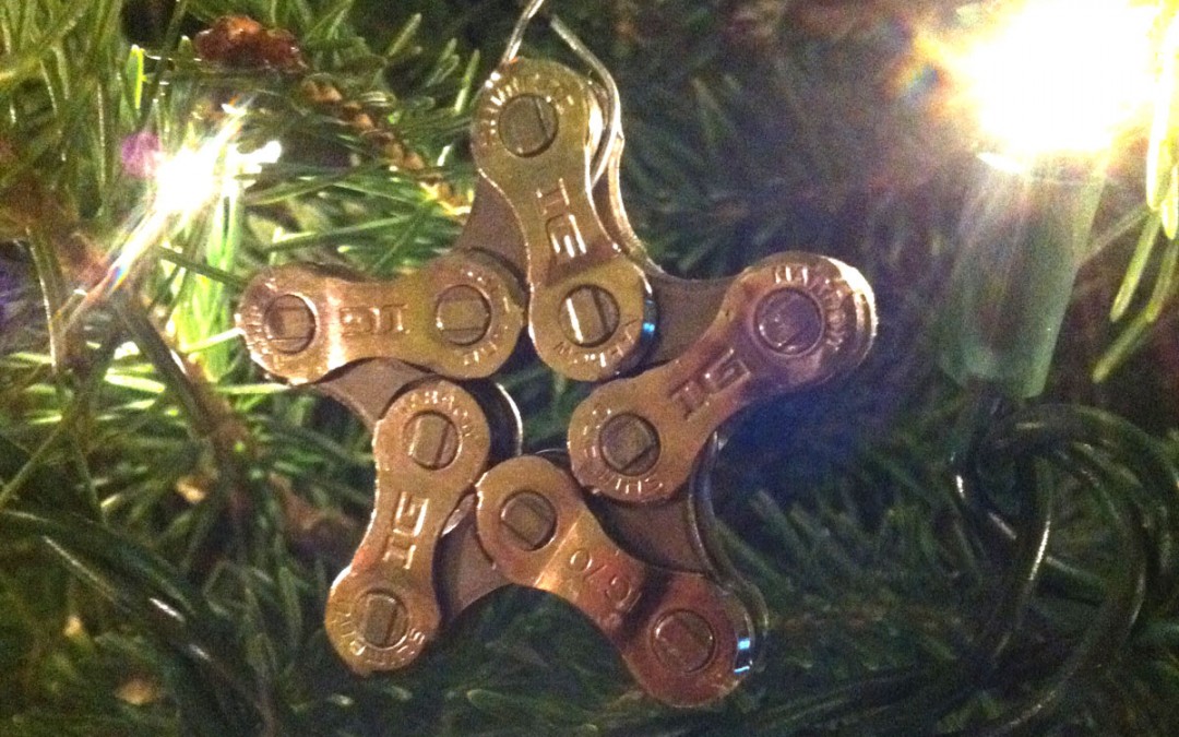 Bike Chain Christmas Ornament: How To