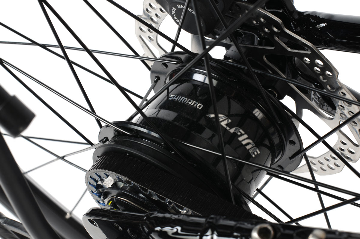 Montague Allston Folding bike Alfine hub closeup