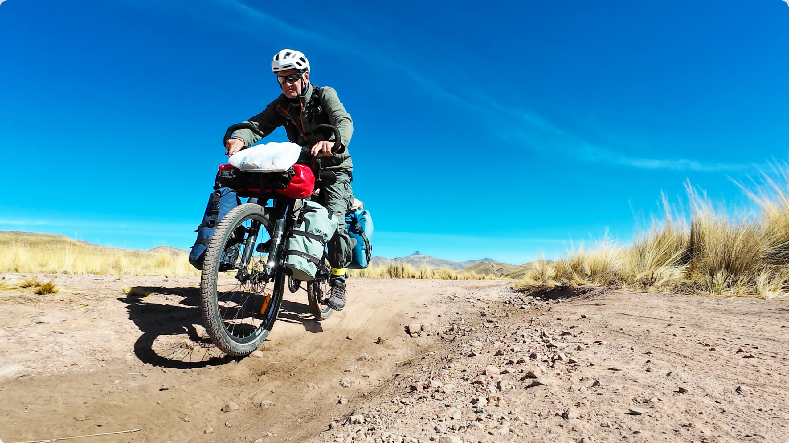 Peru Montague Paratrooper Pro folding mountain bike Bikepacking Journey