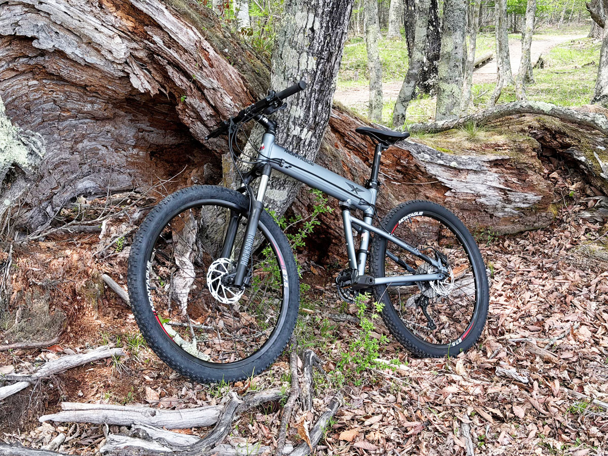 Folding Paratrooper Highline by Montague Bikes on the trail