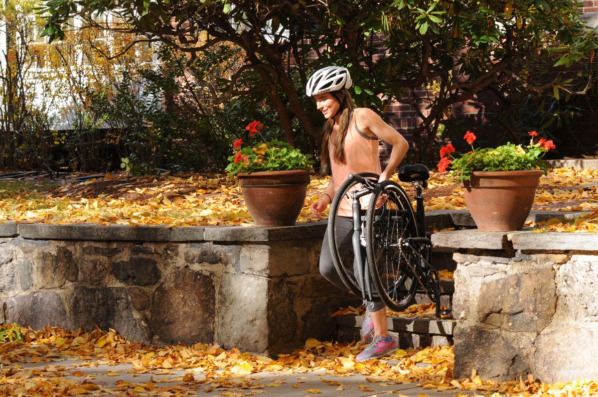 Why a Montague Folding Bike is the best bike for a college student